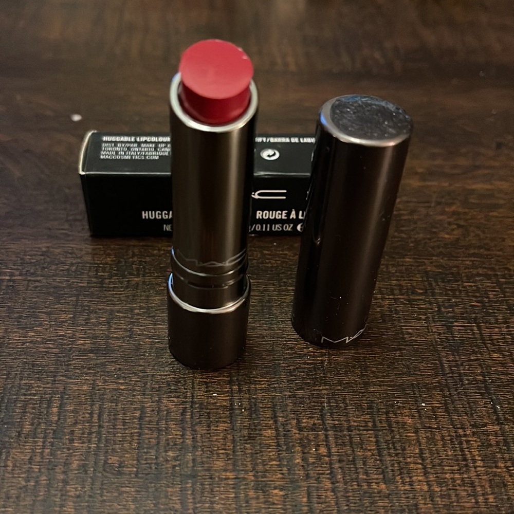 MAC Lipstick - Picture 3 of 3